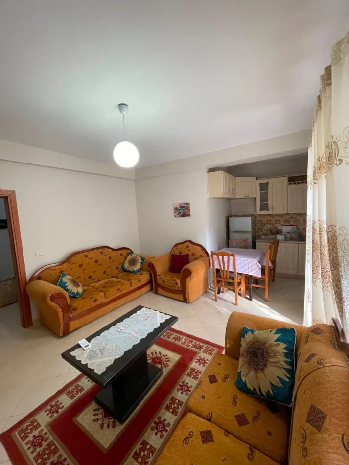 Tirane, jepet me qera apartament 2+1 Kati 2, 90 m² 500 € (Fusha Ali Demi)