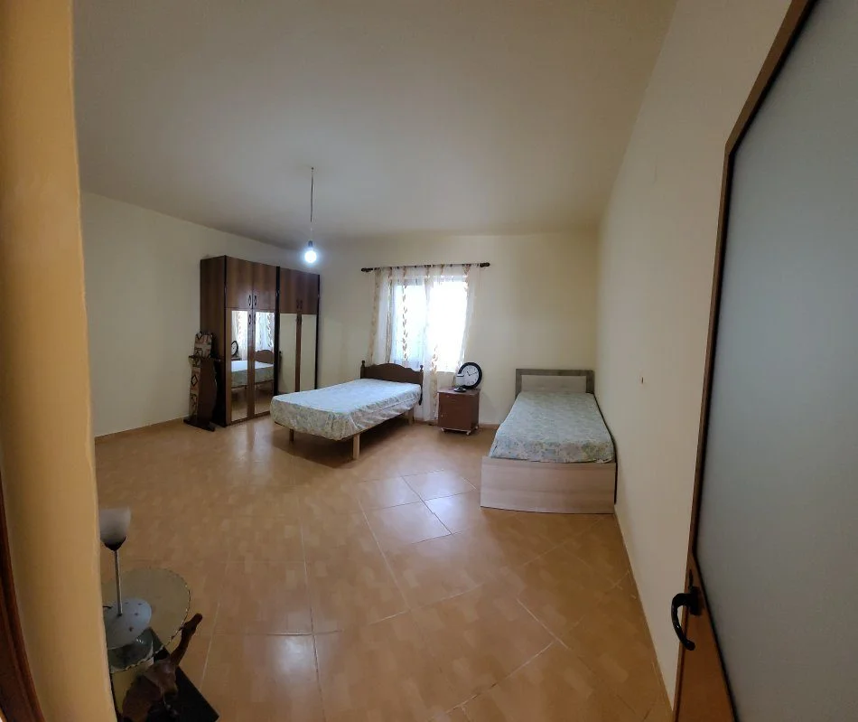 Tirane, jepet me qera apartament 1+1 Kati 1, 60 m² 300 € (Allias)