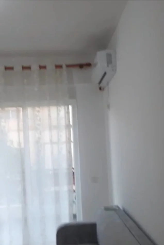 Tirane, jepet me qera apartament 2+1 Kati 3, 70 m² 500 € (Liqeni i Thatë)