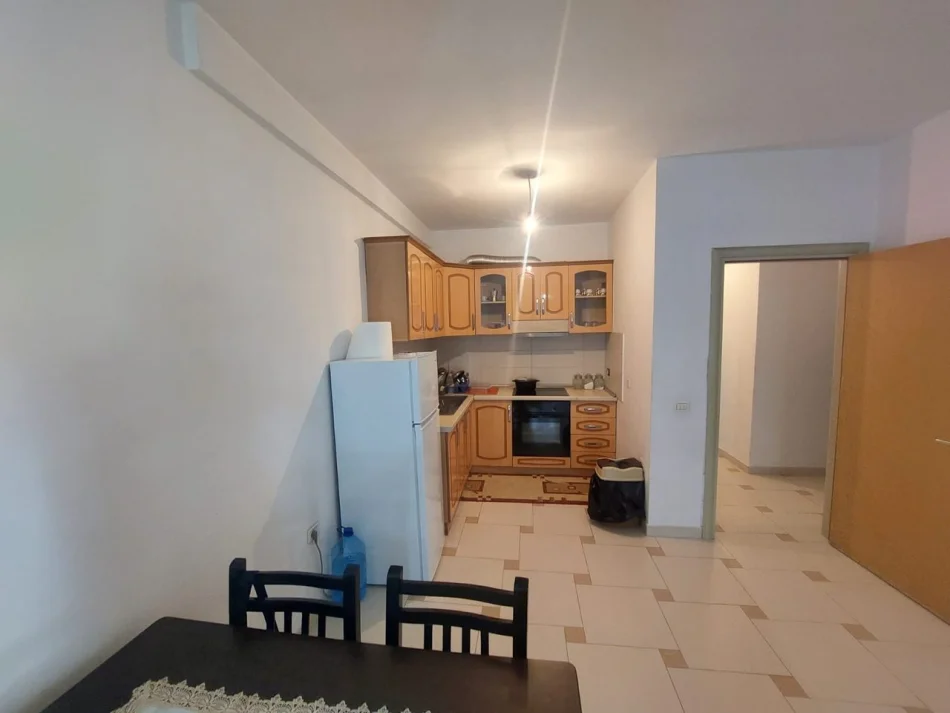 Tirane, jepet me qera apartament 2+1 Kati 7, 80 m² 470 € (American Hospital 3)
