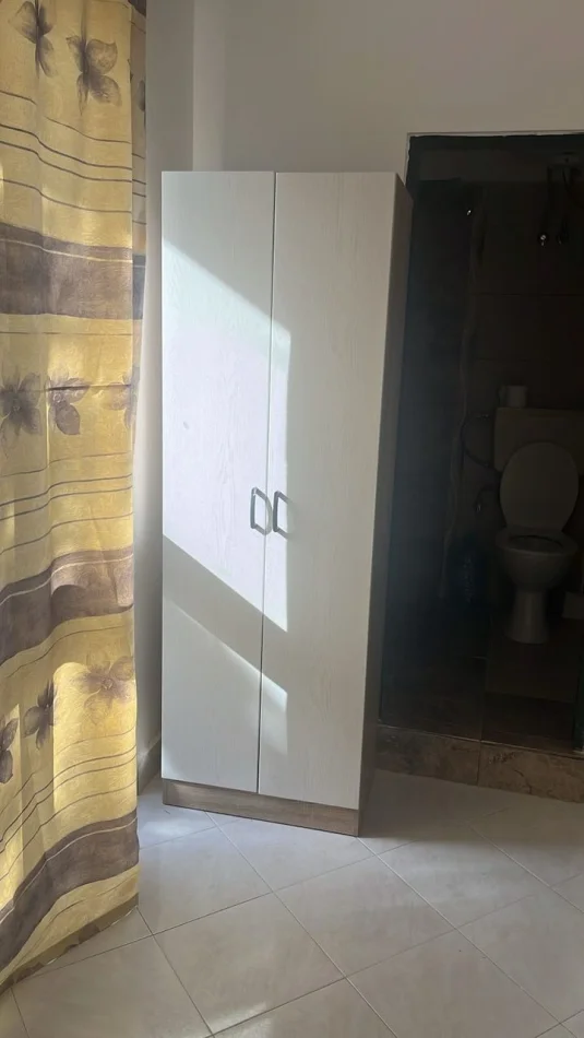 Tirane, jepet me qera apartament garsoniere Kati 2, 30 m² 340 € (Vilat Amerikane)