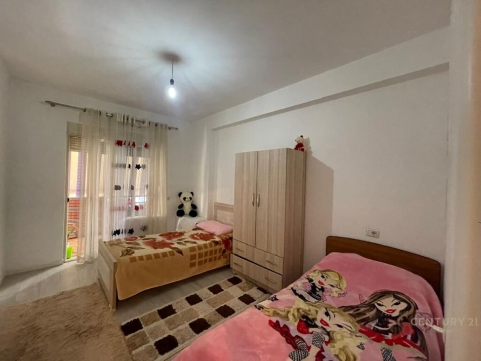 Tirane, shitet apartament 2+1+Aneks+Ballkon, Kati 3, 103 m² 140,000 € (Astir)