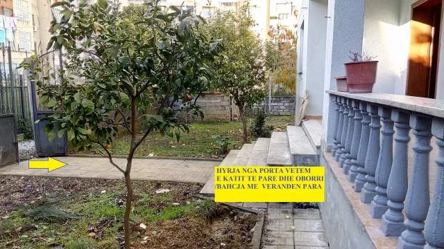 Tirane,Shitet Kati I Shtëpi/Ndërtesë 2-kate,me oborr, tip2+1+kuzhinë+verandë, sip110m², Cmimi 185'000€, në rrugën Ali Visha pranë shkollës 9-Vjeçare Osman Myderizi, 500m nga Liceu-Artistik Tirane