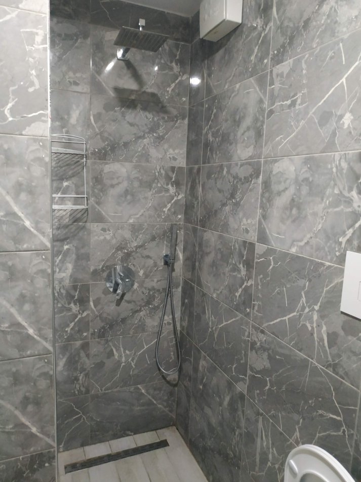 Tirane, jepet me qera apartament 2+1+Ballkon Kati 2, 100 m² 300 € (Muhamed deliu)