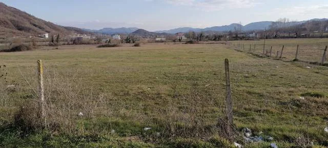 Tirane,  toke 20.000 m² 80€ /m2 (Baldushk)