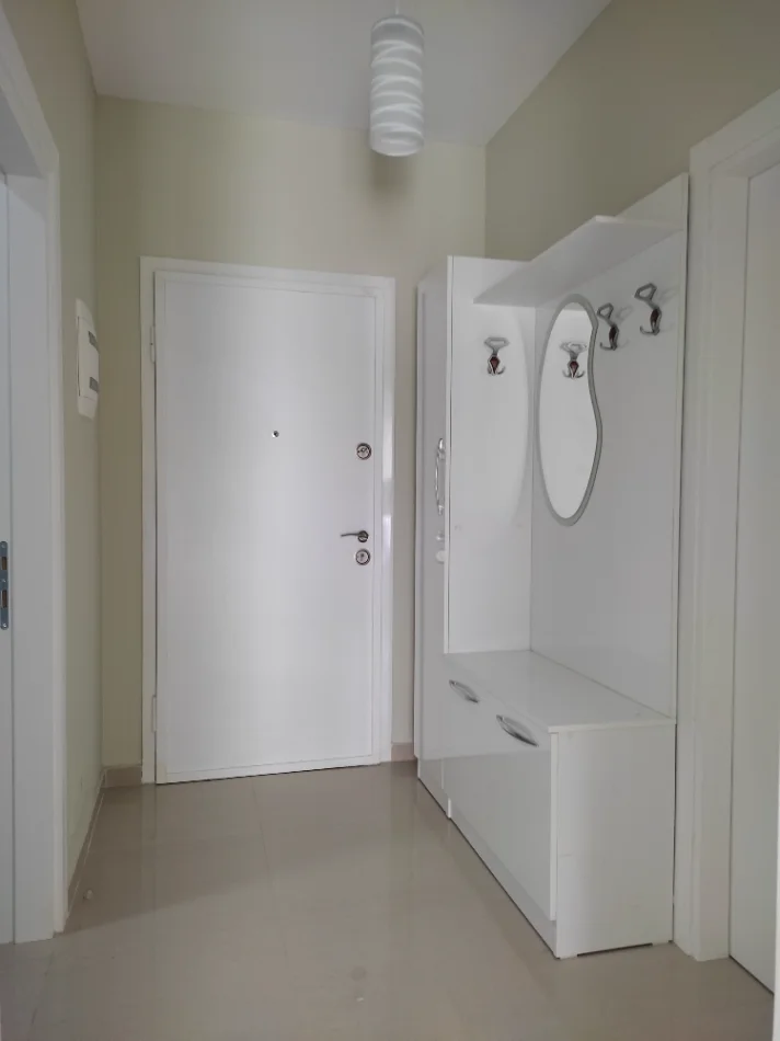 Tirane, jepet me qera apartament 1+1+Ballkon Kati 7, 73 m² 550 € (Farmacia 10, arlis residence)