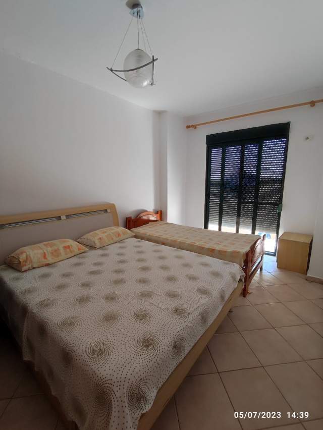 Mali Robit, jepet me qera 1+1+A+BLK Euro (Rruga pavarsia)