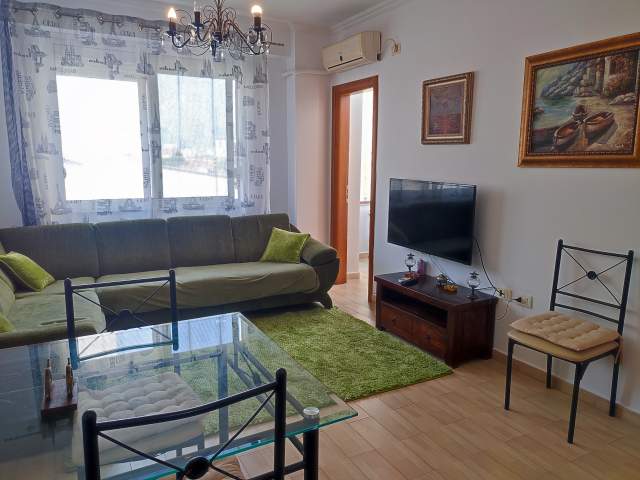 Tirane, jepet me qera apartament 1+1+A+BLK Kati 4, 75 m² 280 Euro (Teodor Keko)