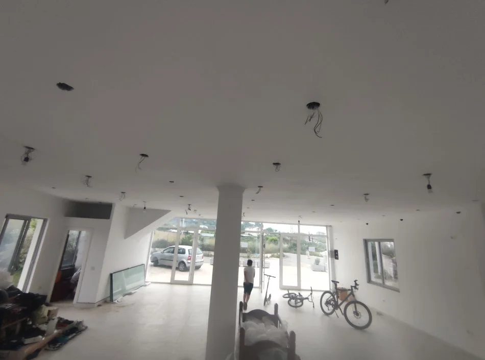 Tirane, jepet me qera Kati 1, 130 m² (Mustafa Lita)