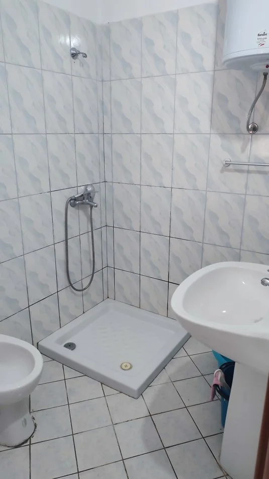 Vlore, shes garsonier 1+1 Kati 3, 50 m² 97.000 € (Piro sava)