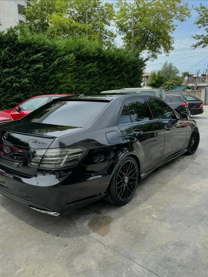 Fier, shes makine E KLAS okazion Benzin, e zeze automatik