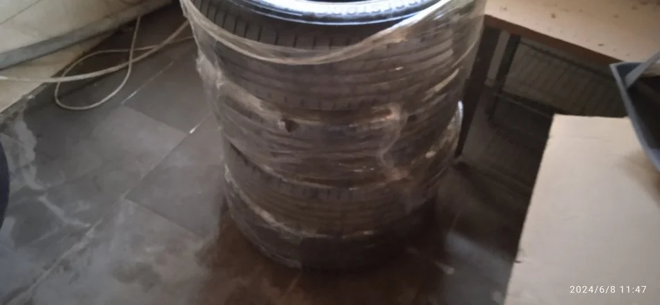 Tirane, shes gome Shiten goma , 40 €