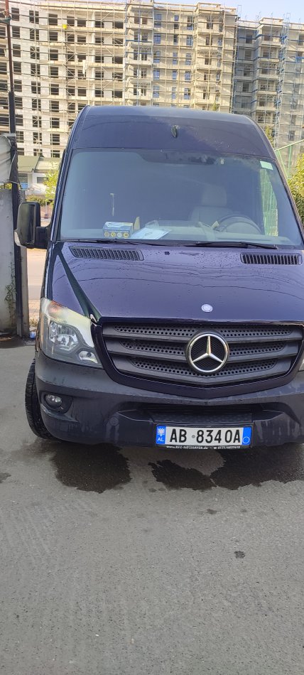 Tirane, shitet Minibus Mercedes sprinter 319 cdi Viti 2015,  Vende 12, Nafte, blu e errët automatik Kondicioner