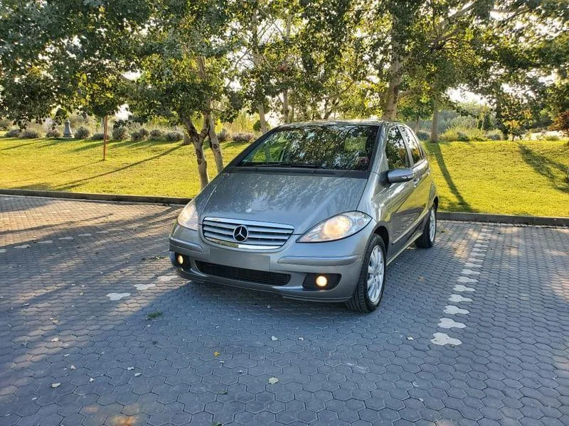 Durres, shes makine Mercedes benz a class Nafte, e argjendtë automatik Kondicioner