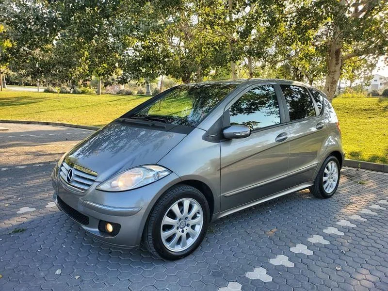 Durres, shes makine Mercedes benz a class Nafte, e argjendtë automatik Kondicioner