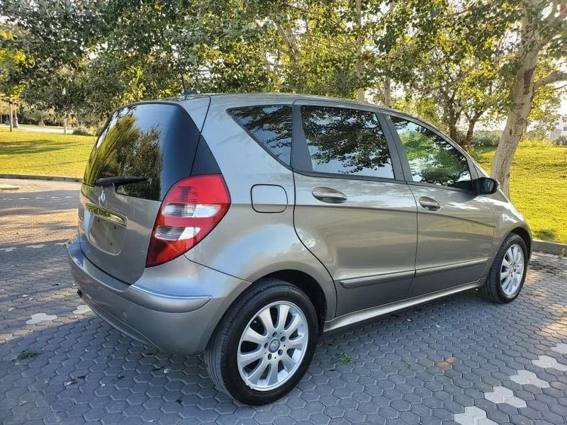 Durres, shes makine Mercedes benz a class Nafte, e argjendtë automatik Kondicioner