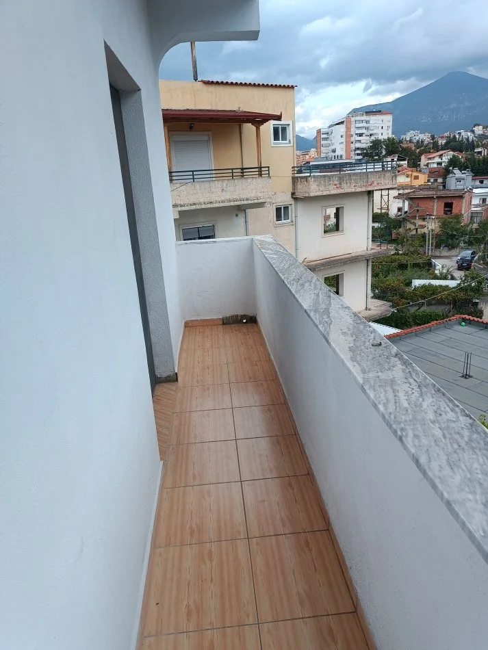 jepet me qera garsonier Kati 3, 46 m² 250 € (Rr: haki shehu (ambasada turke))