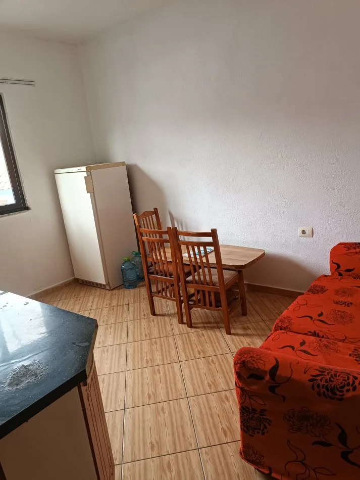 jepet me qera garsonier Kati 3, 46 m² 250 € (Rr: haki shehu (ambasada turke))