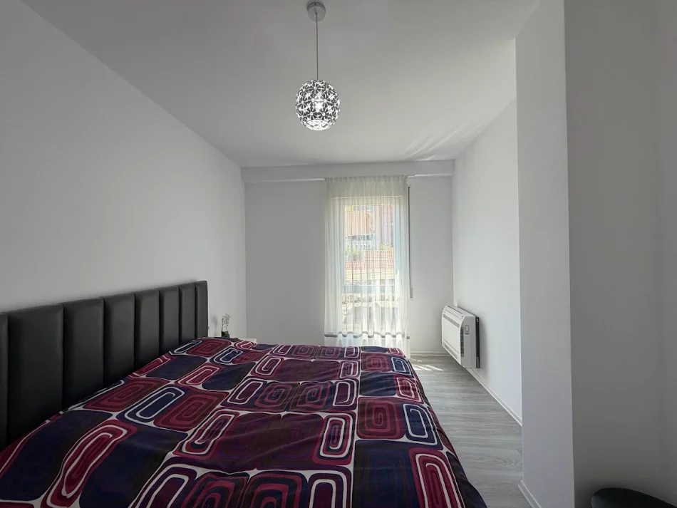 Tirane, jepet me qera nga Pronari, pa-komision apartament 1+1 Kati 2, 65 m² 750 € 