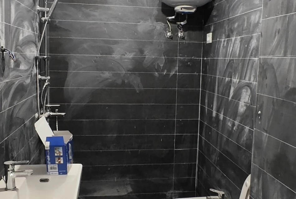 Tirane, shitet apartament 1+1 Kati 3, 86 m² 129.000 € (Rruga Hamdi Pepo)