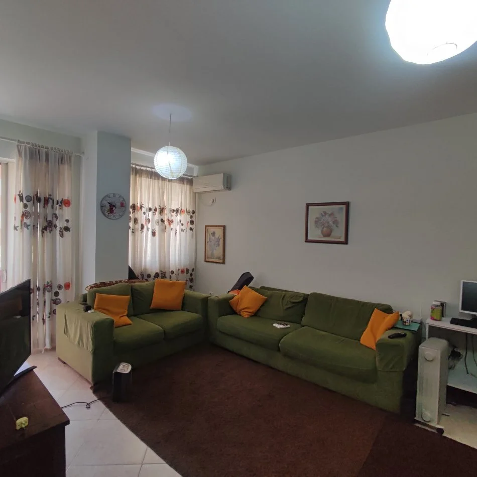 Tirane, shes apartament 2+1 Kati 6, 81 m² 118.000 € (Yzberisht)