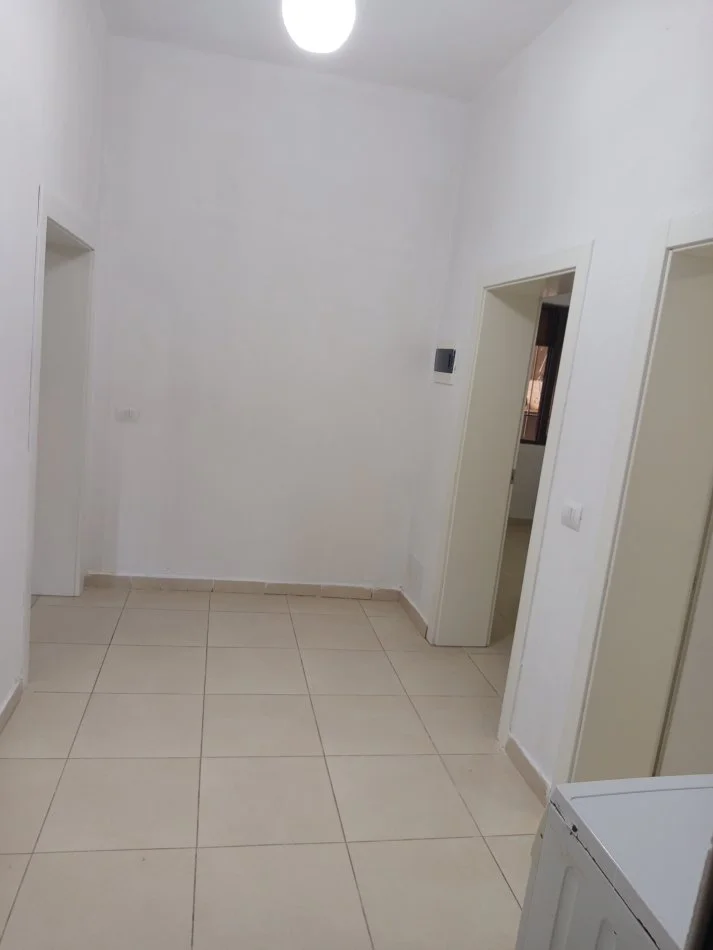 Tirane, jepet me qera apartament 2+1+Aneks Kati 1, 96 m² 350 € 