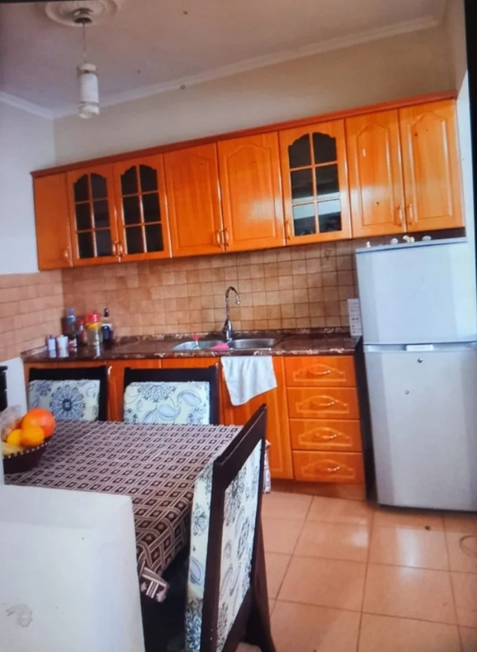 Tirane, jap me qera apartament 2+1+Ballkon Kati 7, 100 m² 450 € (Don Bosko)