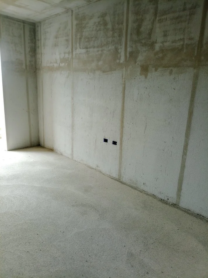 Tirane, shitet apartament 2+1+Ballkon, Kati 4, sipërfaqe 112 m²=800 euro/m2 (QENDER KAMEZ)