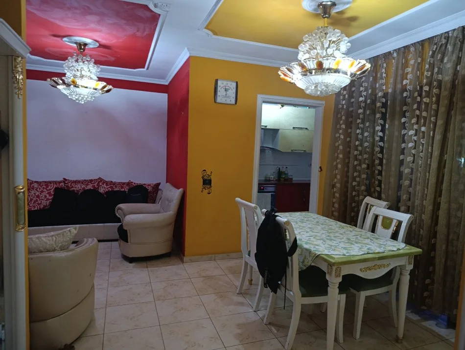 Tirane, shitet apartament 2+1+Ballkon Kati 6, 100 m² 175.000 € 