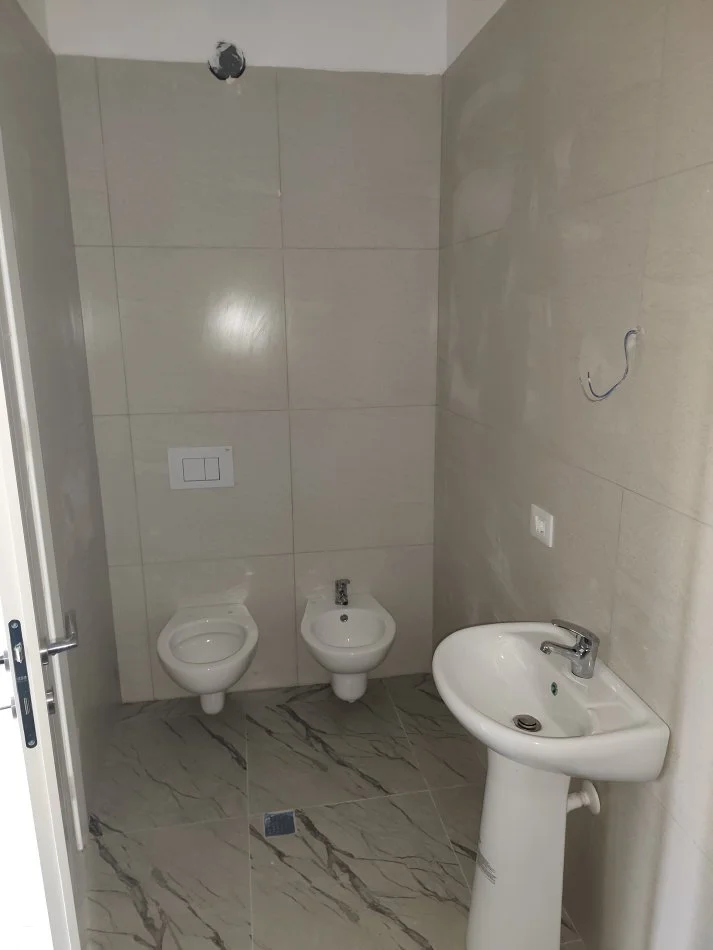 Shkoder, shitet apartament 3+1+Ballkon Kati 6, 1.354 m² 