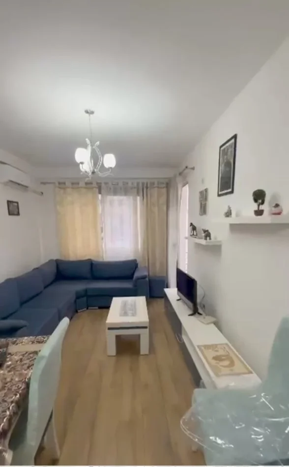 Tirane, shitet apartament 1+1+Ballkon Kati 4, 72 m² 115.000 € (Loni Ligori)