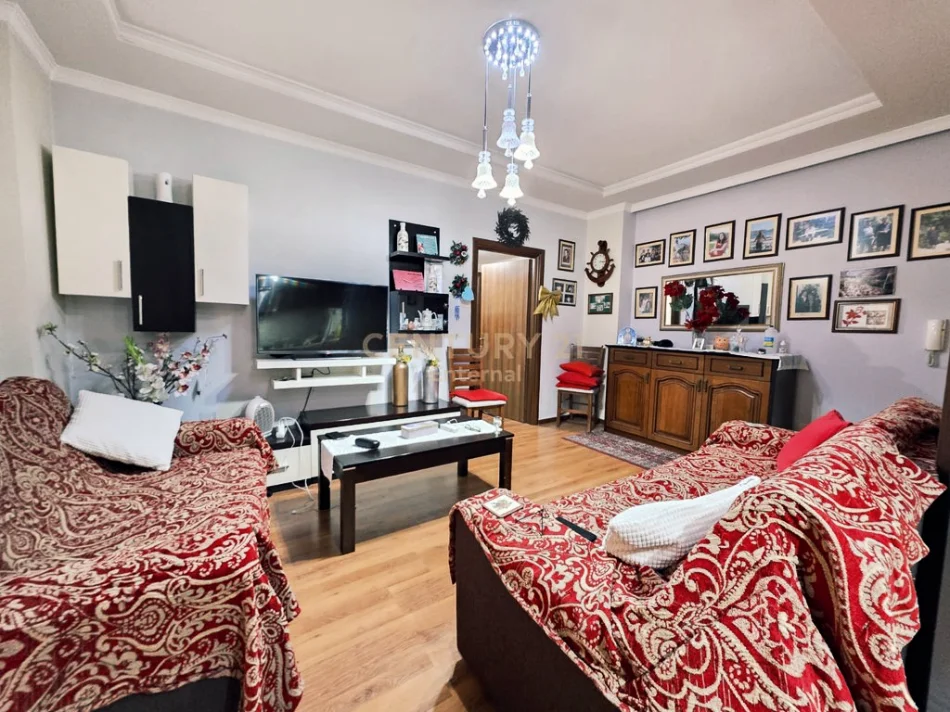 Tirane, shitet apartament 2+1+Aneks+Ballkon Kati 1, 83 m² 180.000 € (Kodra e Diellit)