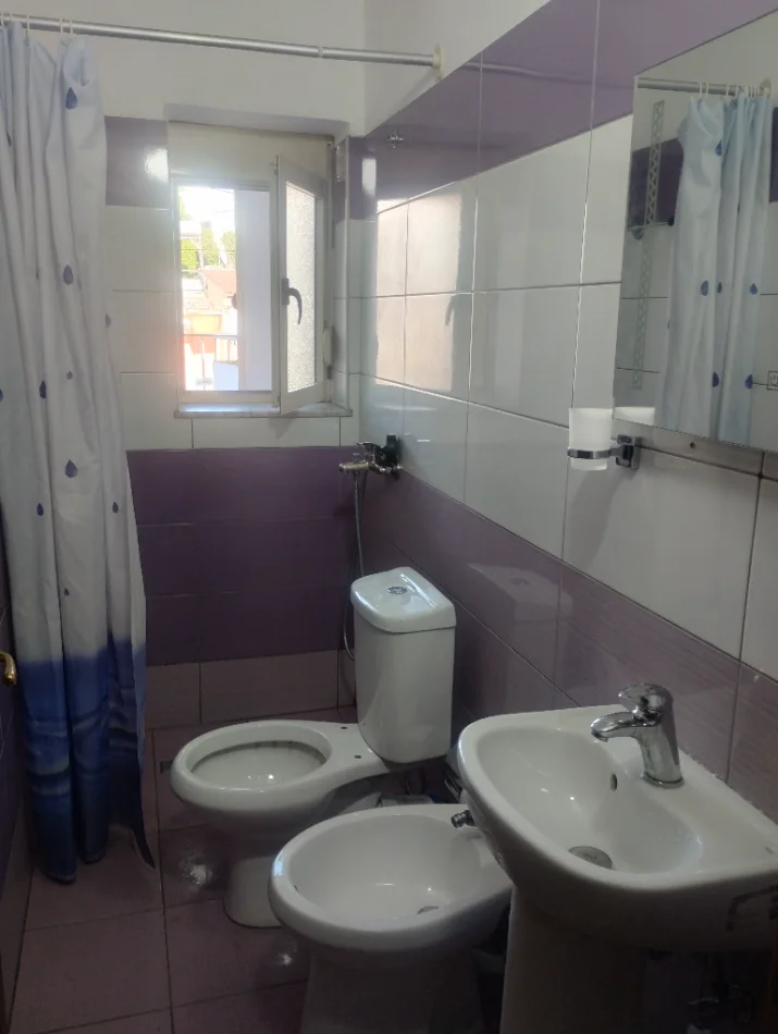 Jepet me qera apartament 2+1+Ballkon, Kati 2, (Rr. Jordan Misja)