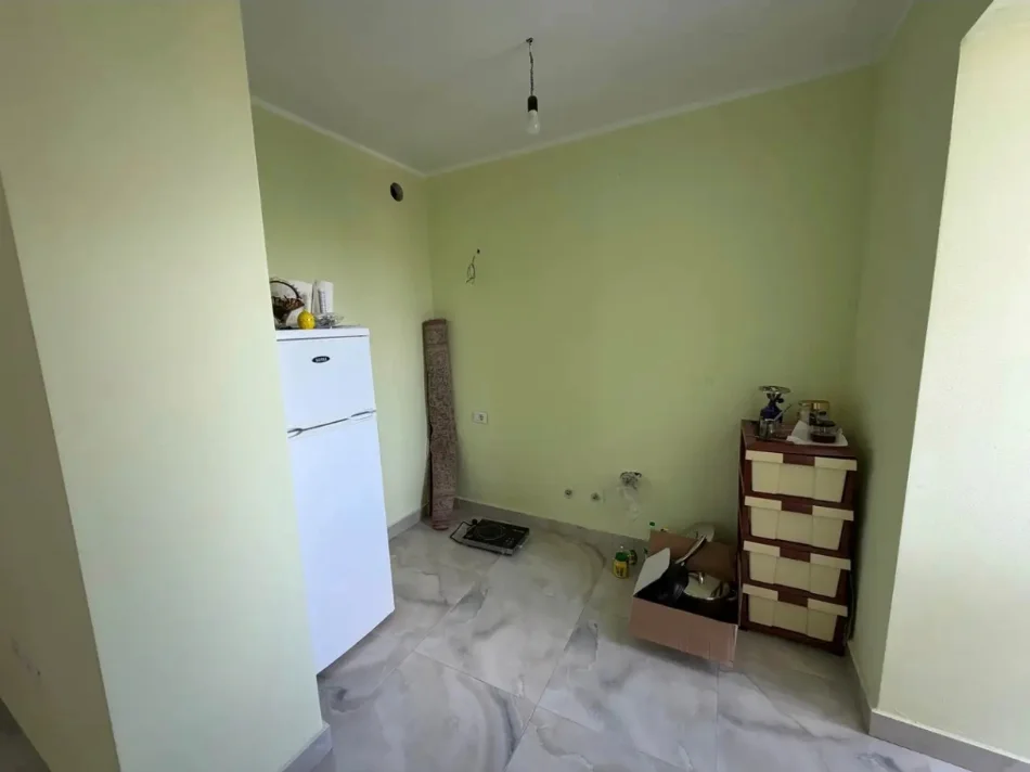 Shkoder, shitet apartament 2+1+Aneks+Ballkon Kati 2, 81 m² 125.000 € 