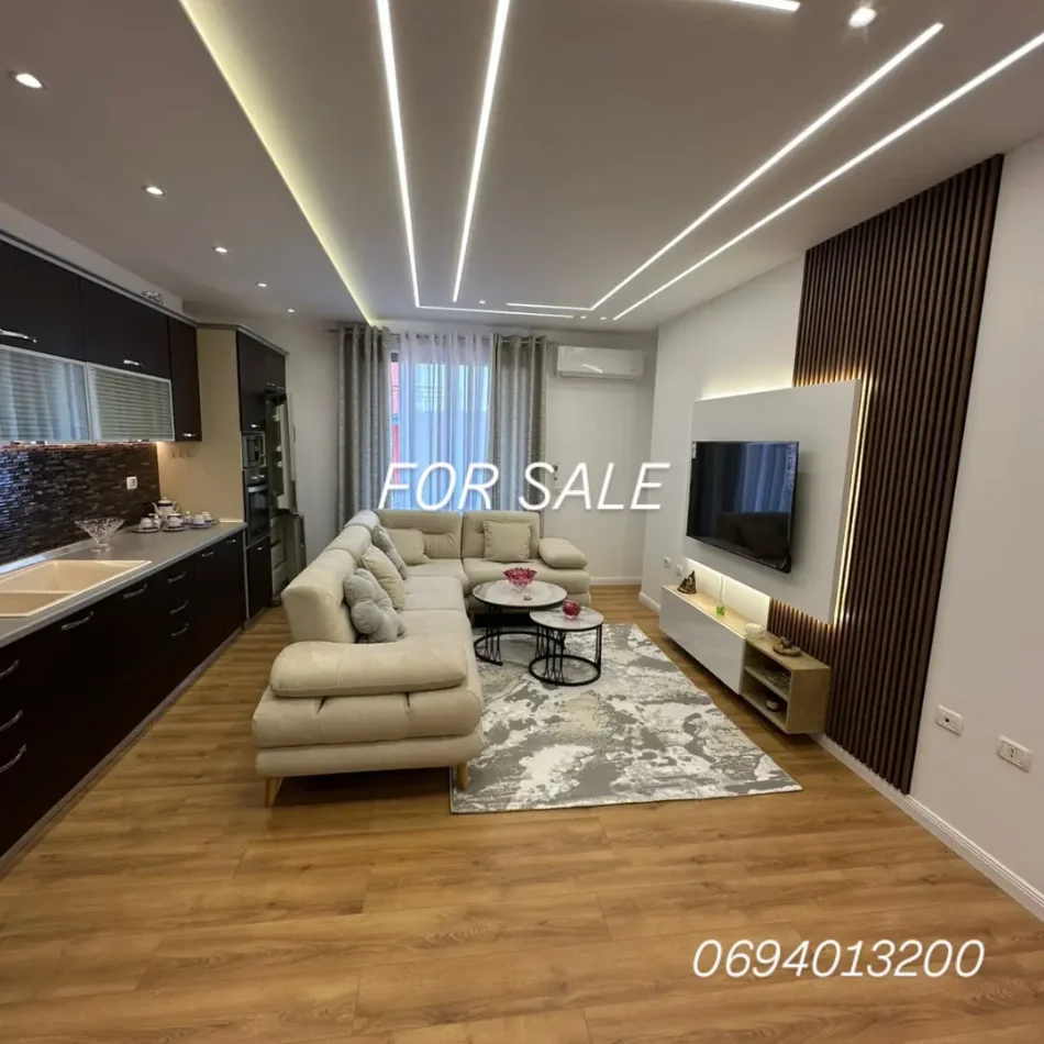 Tirane, shitet apartament 2+1+Ballkon Kati 4, 90 m² 158.000 € (Pallatet Çabej Rruga Besim Alla)
