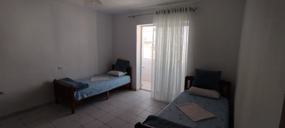 Tirane, jepet me qera apartament 2+1+Ballkon Kati 5, 75 m² 550 € (Musafa Leshi)