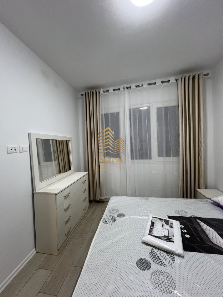 Tirane, jepet me qera apartament 2+1+Ballkon Kati 9, 100 m² 600 € (River Residence-Astir)
