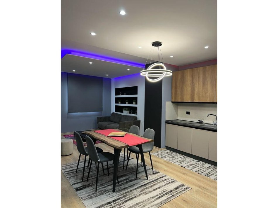 Tirane, jepet me qera apartament 2+1 Kati 7, 105 m² 650 € (Astir)