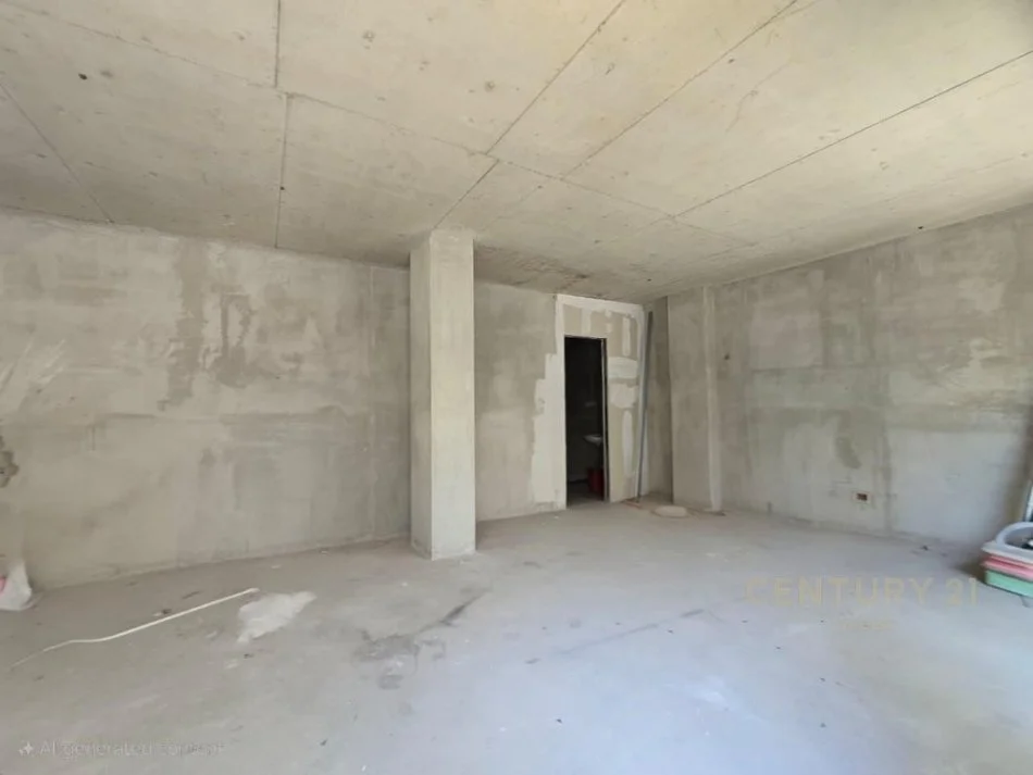 Tirane, jepet me qera ambjent biznesi Kati 1, 136 m² 2.500 € 