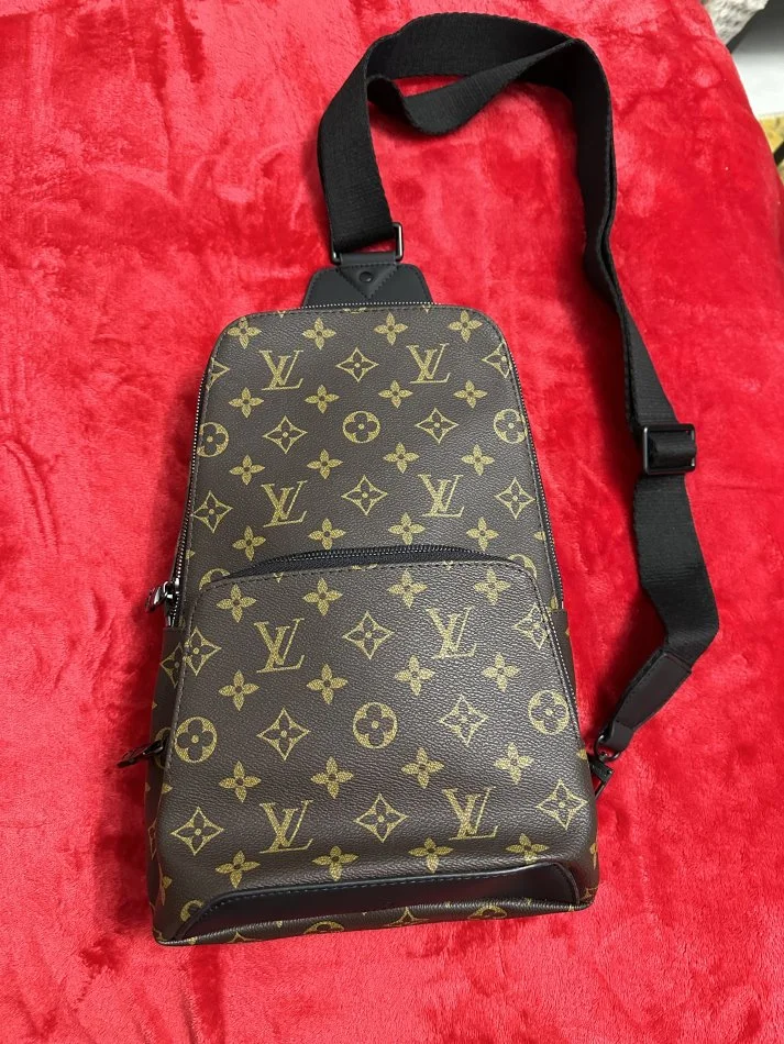 Tirane, shes Shitet Cante Louis Vuitton