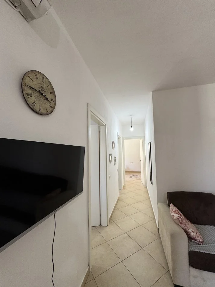 Tirane, jepet me qera apartament 2+1+Aneks+Ballkon Kati 3, 80 m² 450 € (KOPSHTI BOTANIK)