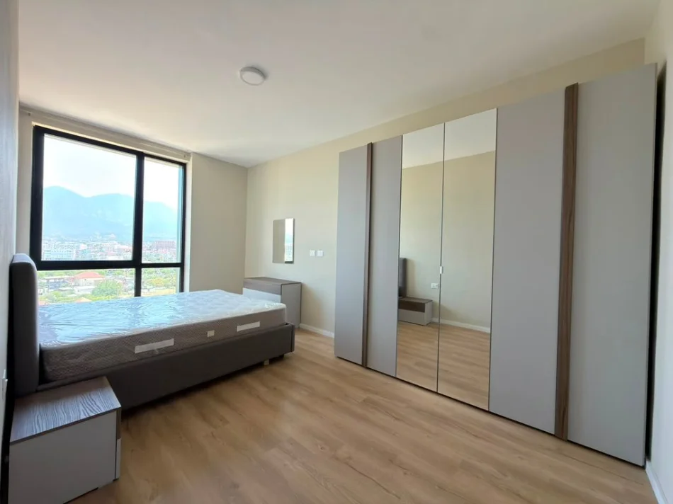 Tirane, jepet me qera apartament 2+1 Kati 8, 68 m² 700 € (bulevardi i ri)
