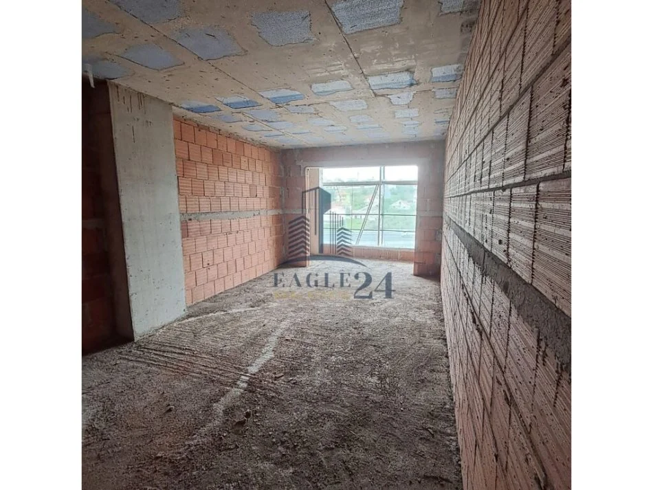 Tirane, shitet apartament 1+1 , 80 m² 79.000 € (Paskuqan)