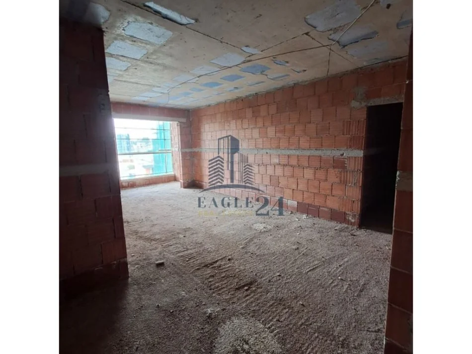 Tirane, shitet apartament 1+1 , 79 m² 79.000 € (Paskuqan)