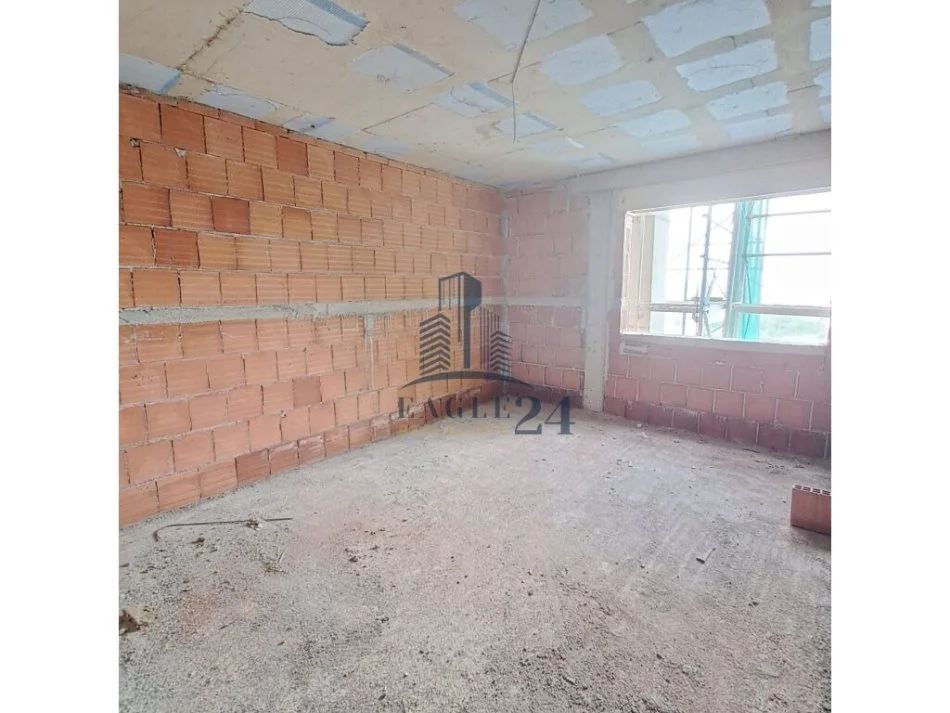 Tirane, shitet apartament 1+1 , 79 m² 79.000 € (Paskuqan)