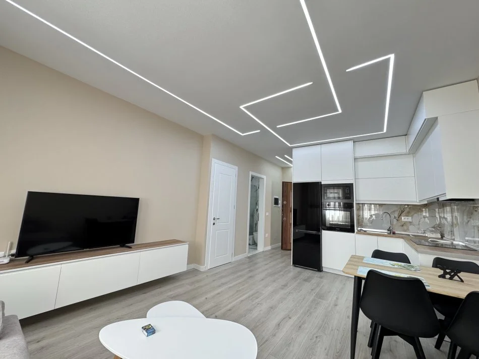 Korce, jepet me qera apartament duplex Kati 1, 100 m² 450 €