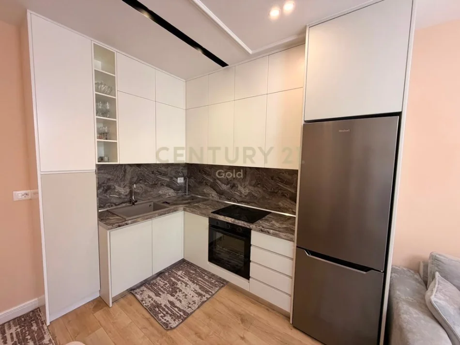 Shqiperi, jepet me qera apartament 1+1 Kati 6, 60 m² 550 € (don bosko)