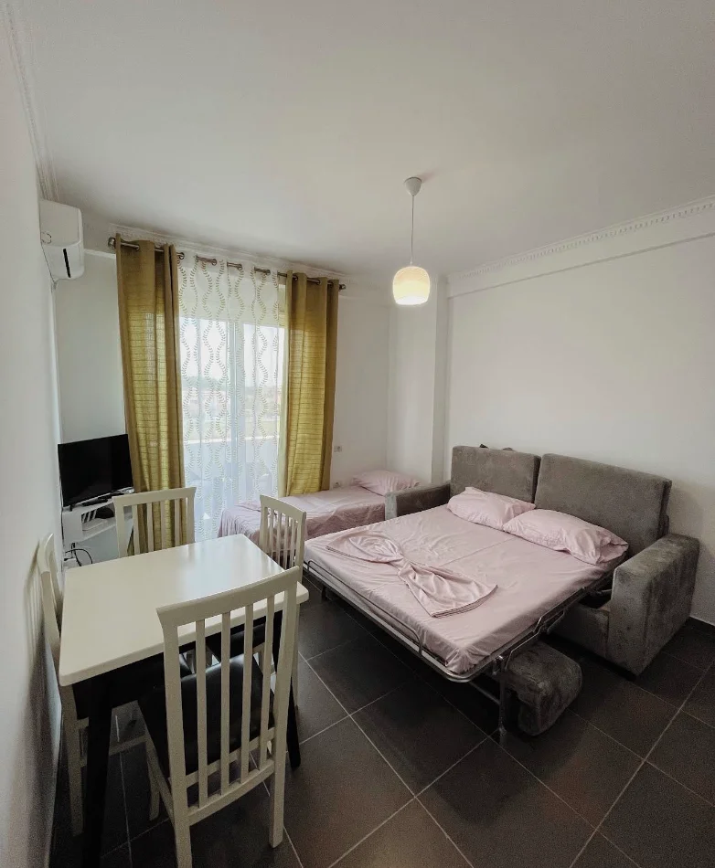 Gjiri Lalezit | Hamallaj, jepet me qera apartament 1+1+Ballkon Kati 2, 55 m² (Insifa)