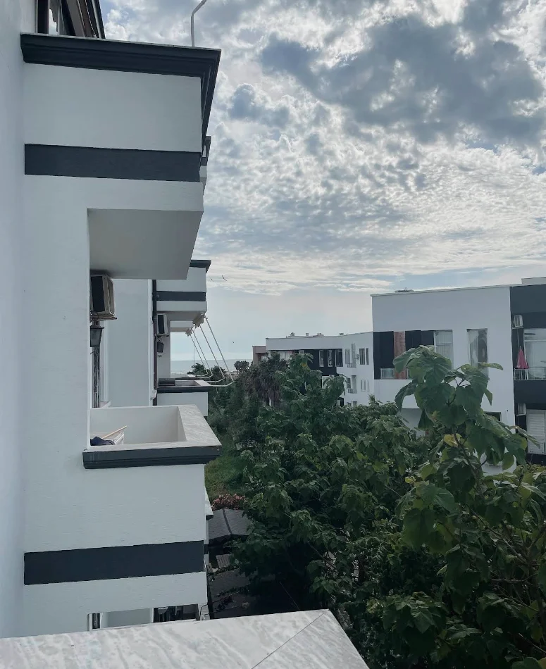 Gjiri Lalezit | Hamallaj, jepet me qera apartament 1+1+Ballkon Kati 2, 55 m² (Insifa)