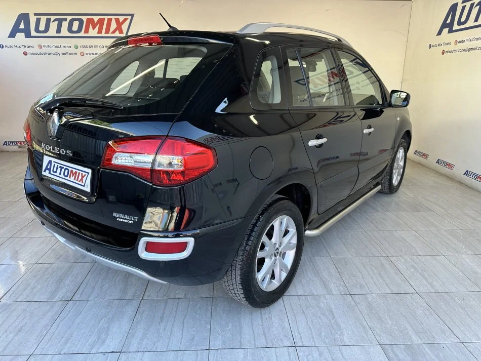 Tirane, shes SUV | Fuoristrad | Xhip RENAULT KOLEOS Nafte, e zeze automatik Klima 231.000 km 5.700 €